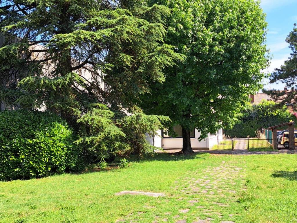Villa a Castel maggiore in Via Saliceto - Foto 2