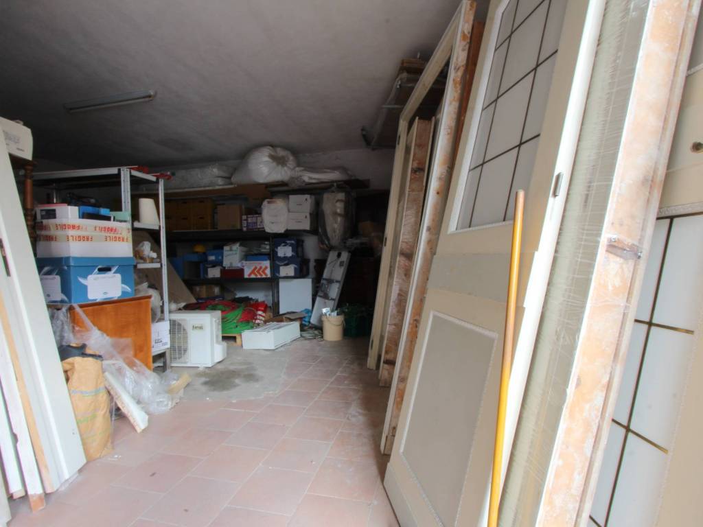 Box / garage a Folignano in Via Cuneo, 53 - Foto 3