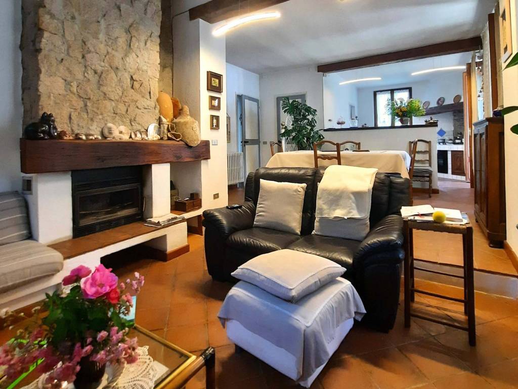 Villa a Verbania in Via Intra Premeno, 37 - Foto 3