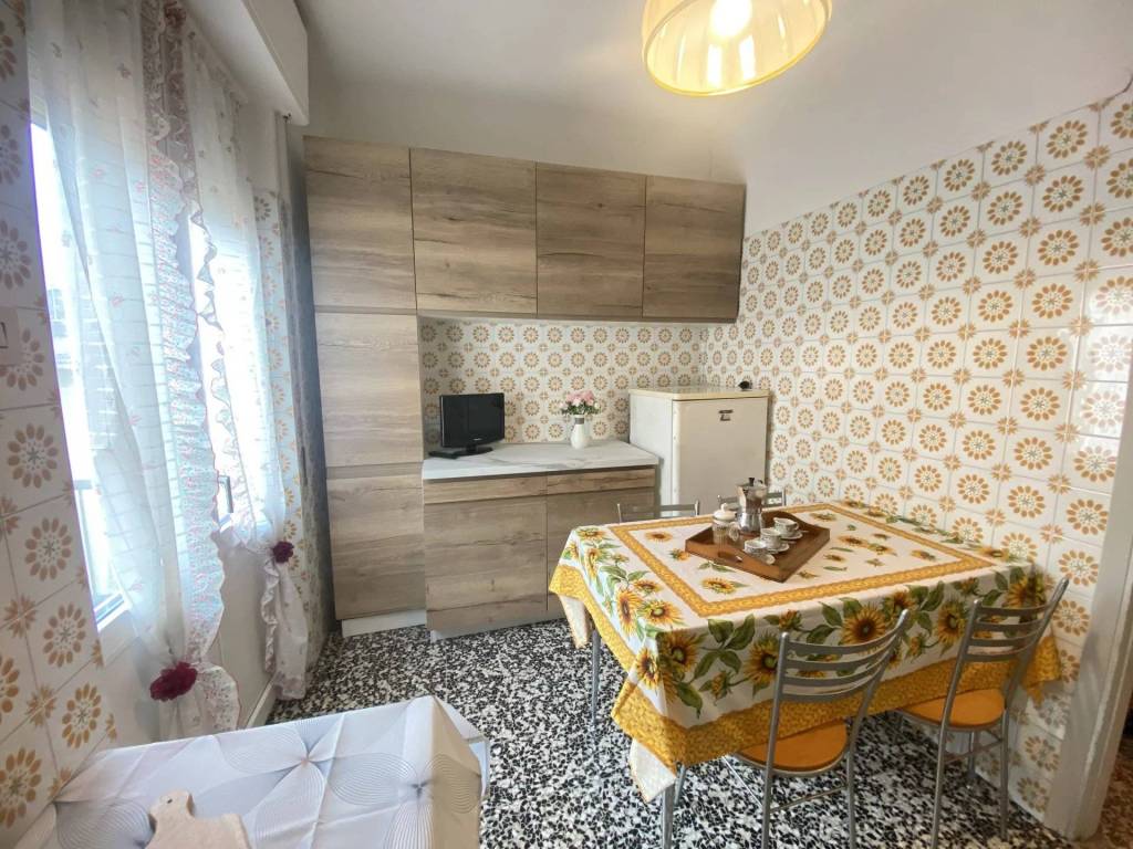 Appartamento a Alta valle intelvi in via volta - Foto 3
