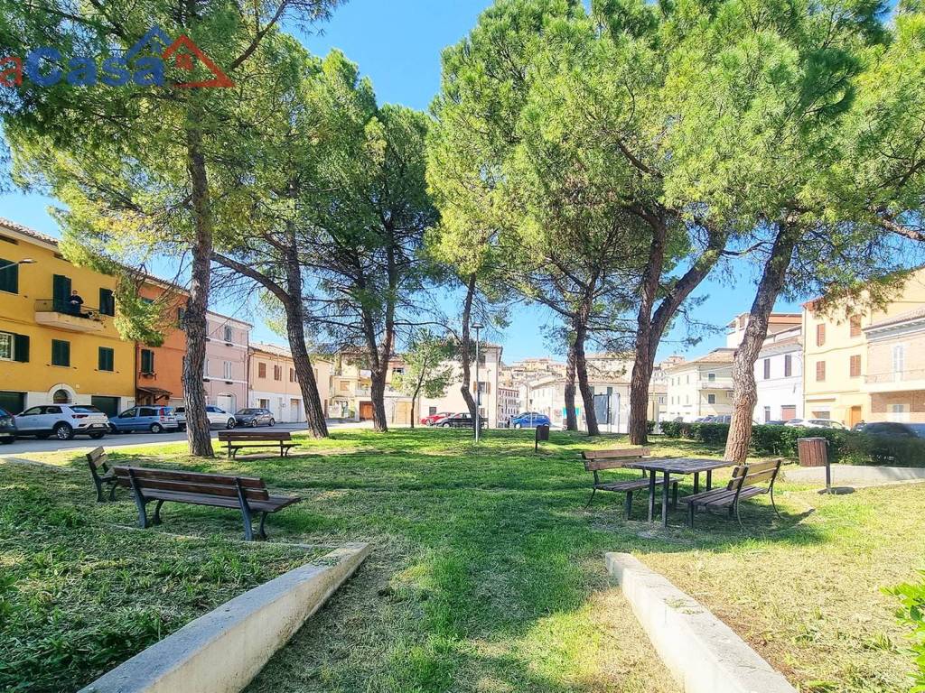 Appartamento a Jesi in Largo Grammercato, 8 - Foto 2