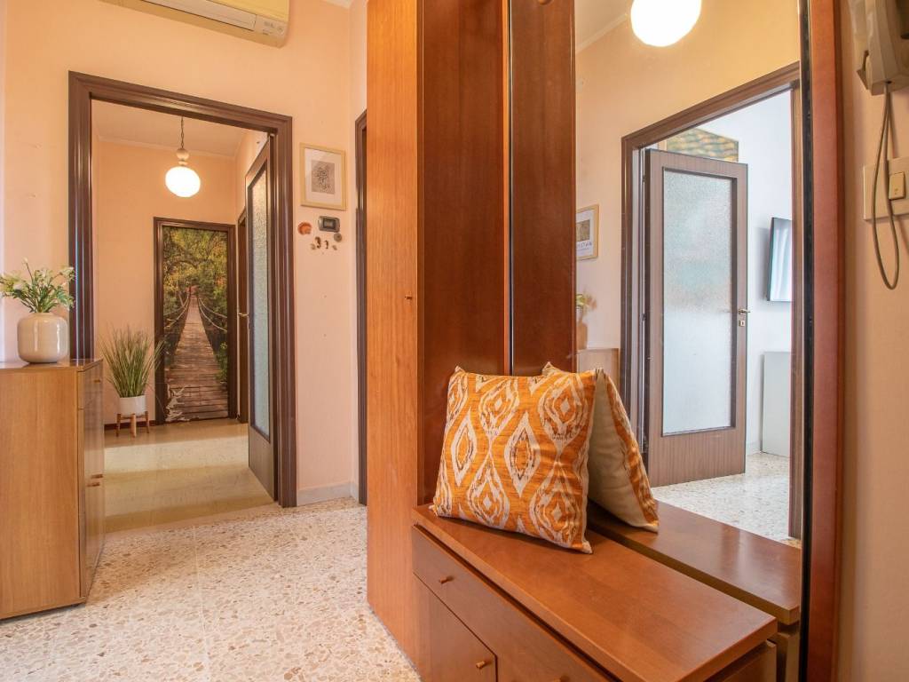 Appartamento a Rimini in Via Acquario, 91 - Foto 2
