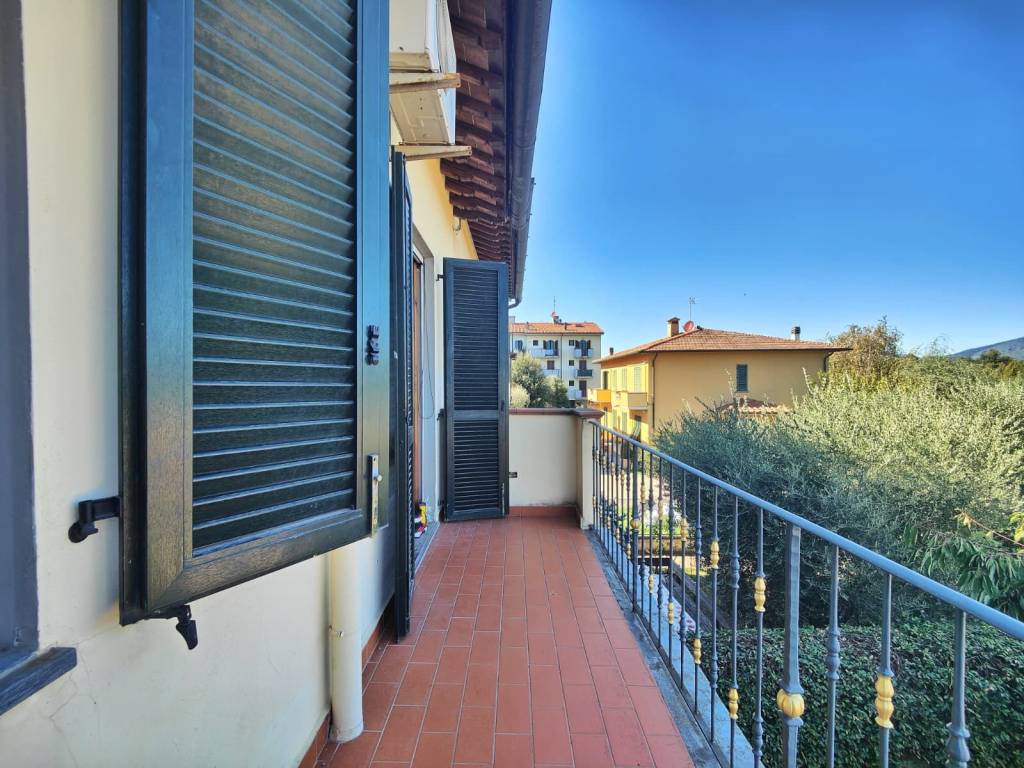 Casa indipendente a Campi bisenzio in Via Federico Garcia Lorca - Foto 5
