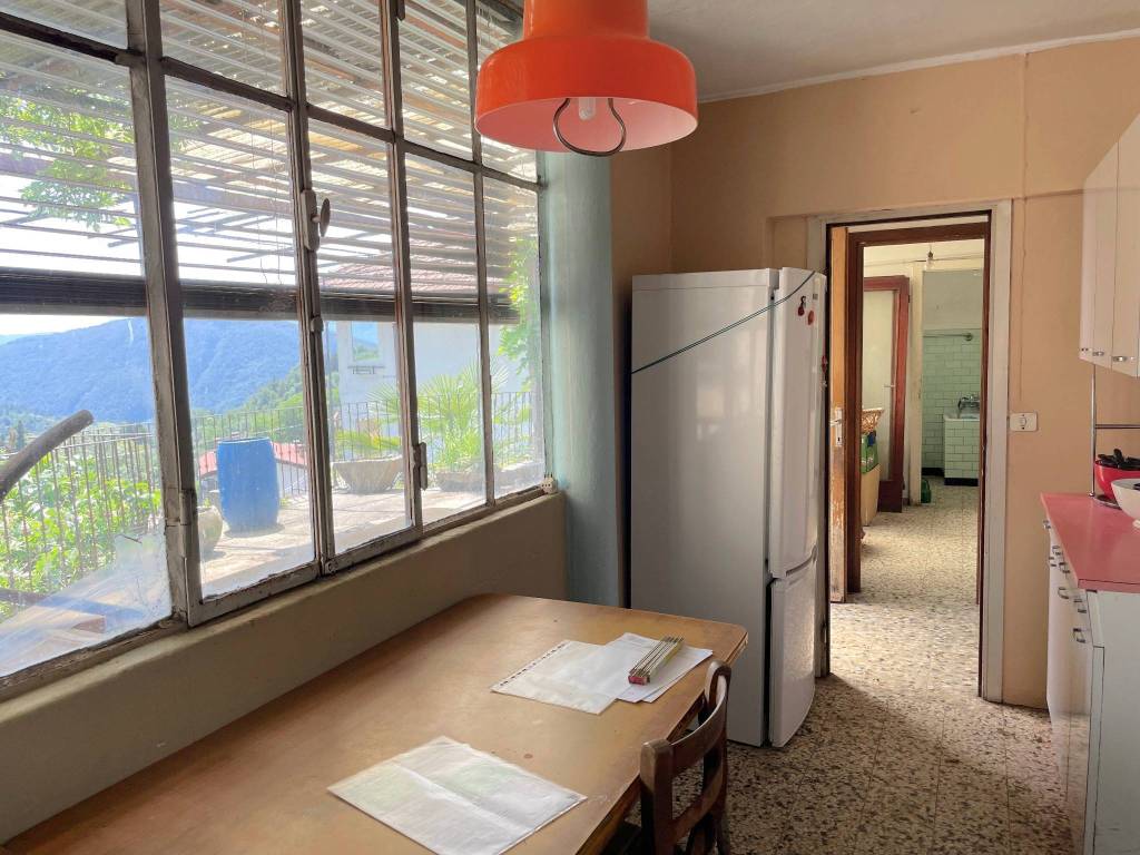 Casa indipendente a Caprezzo in Via Intragna, 3 - Foto 4