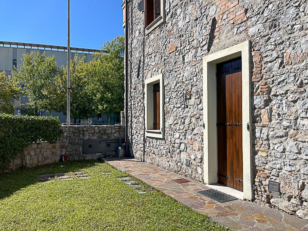 Appartamento a Ronchi dei legionari in Via Giosuè Carducci, 26 - Foto 2