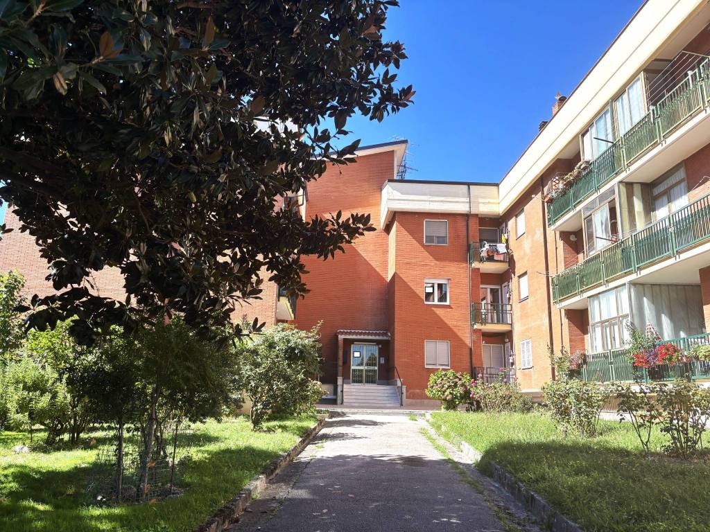 Appartamento a Avellino in Via Salvatore Aurigemma, 27 - Foto 4