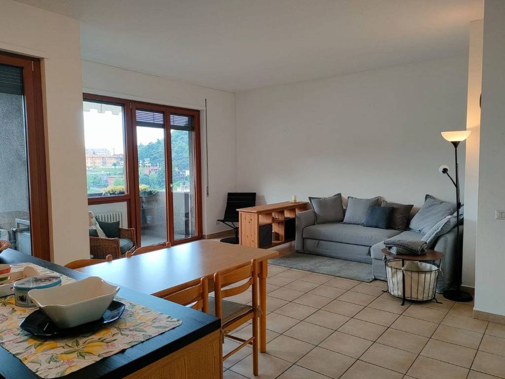 Appartamento a Como in Salita dei Cappuccini, 18 - Foto 2