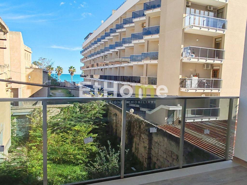 Appartamento a Trani in Via Vittorio Malcangi, 29 - Foto 3