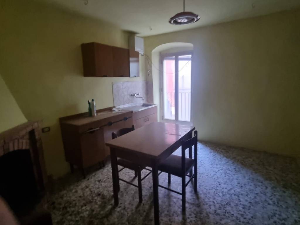 Casa indipendente a Monteroduni in Vico 7 del Nord - Foto 2