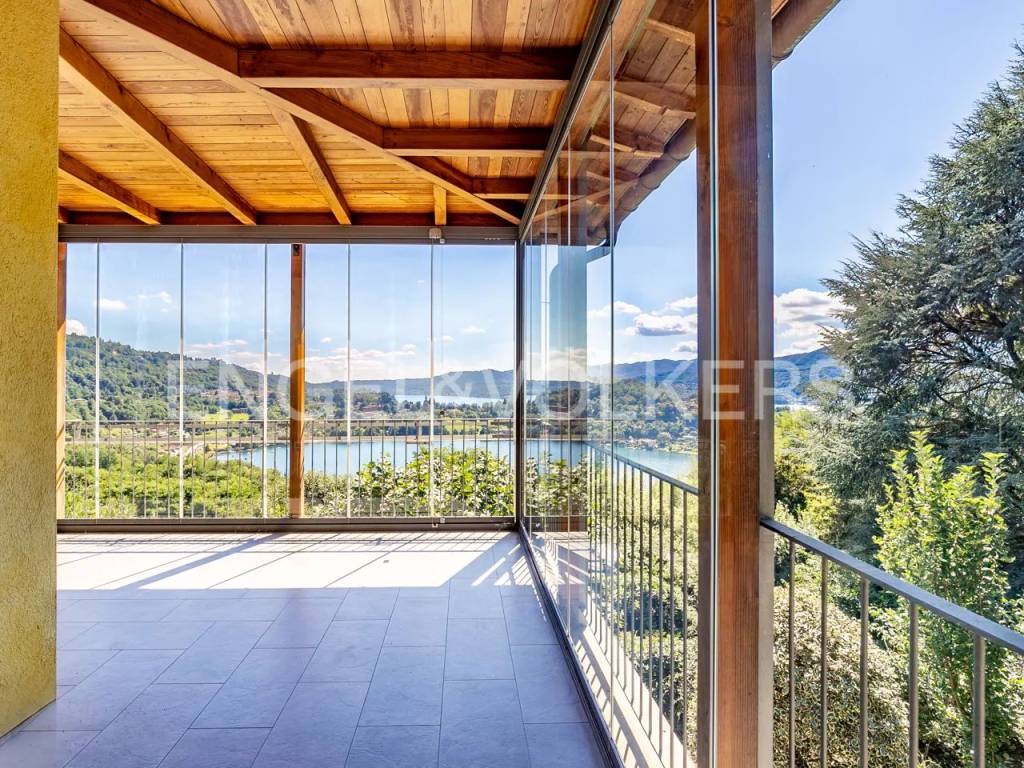 Villa a Miasino in Via Pettenasco, 9 - Foto 3