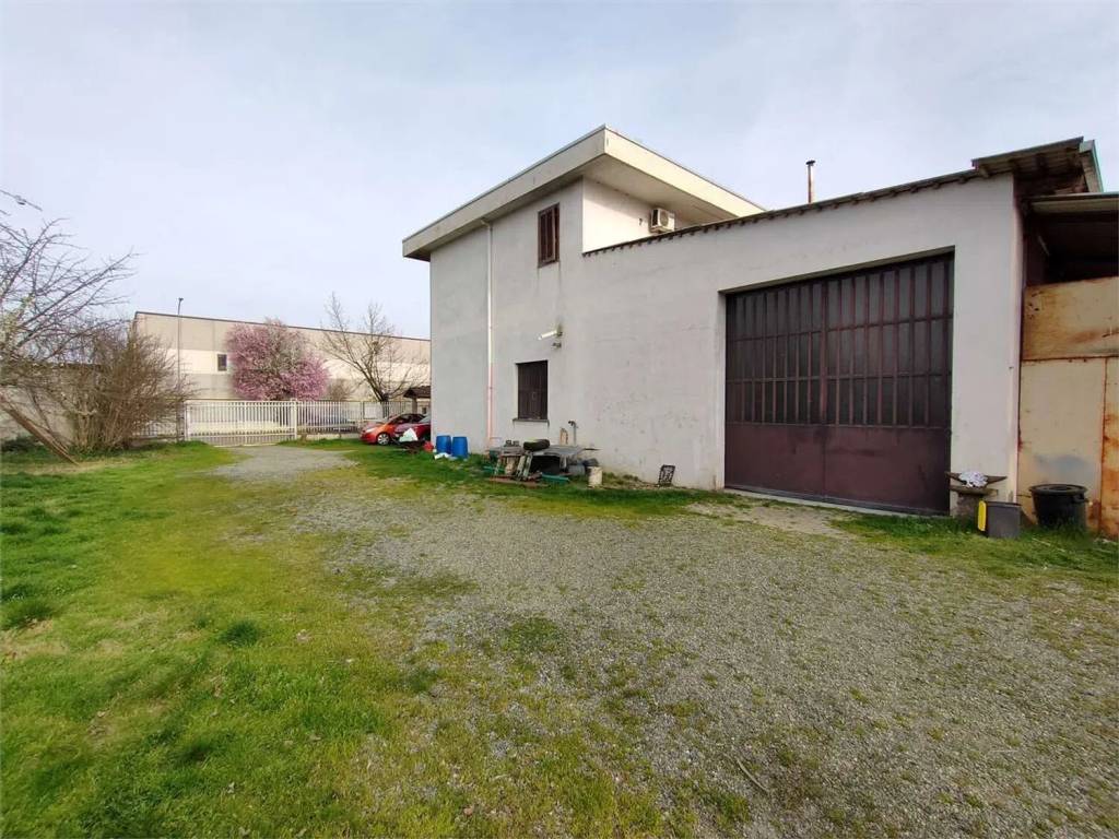 Villa a Alessandria in Via Einaudi, 11 - Foto 2