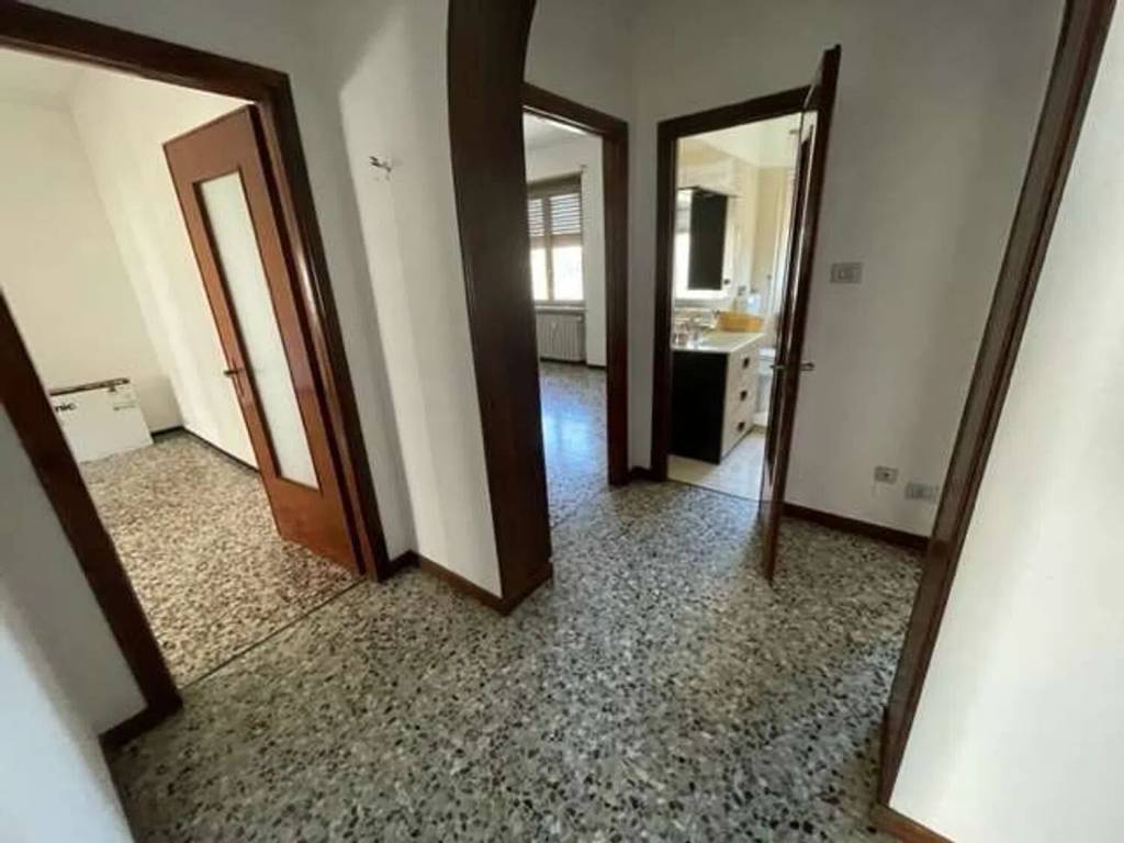 Appartamento a Alessandria in Neighbourhood: Zona Piazza Genova - Foto 2