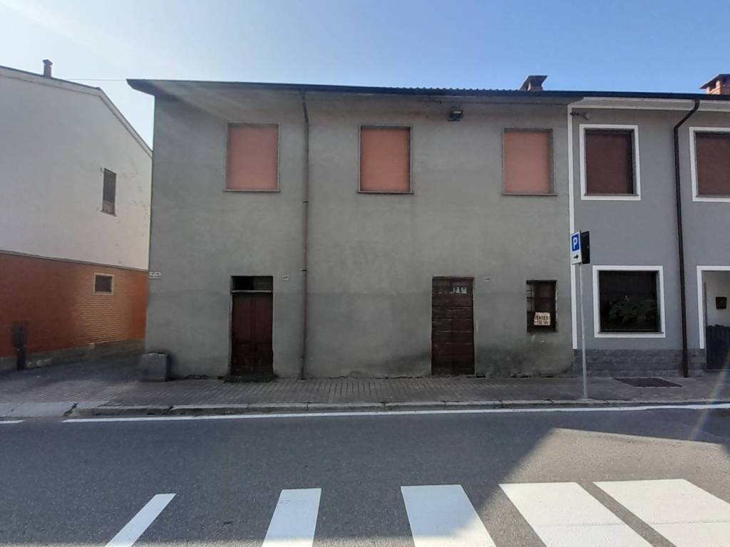 Villa a Bressana bottarone in Via Agostino Depretis, 227 - Foto 2