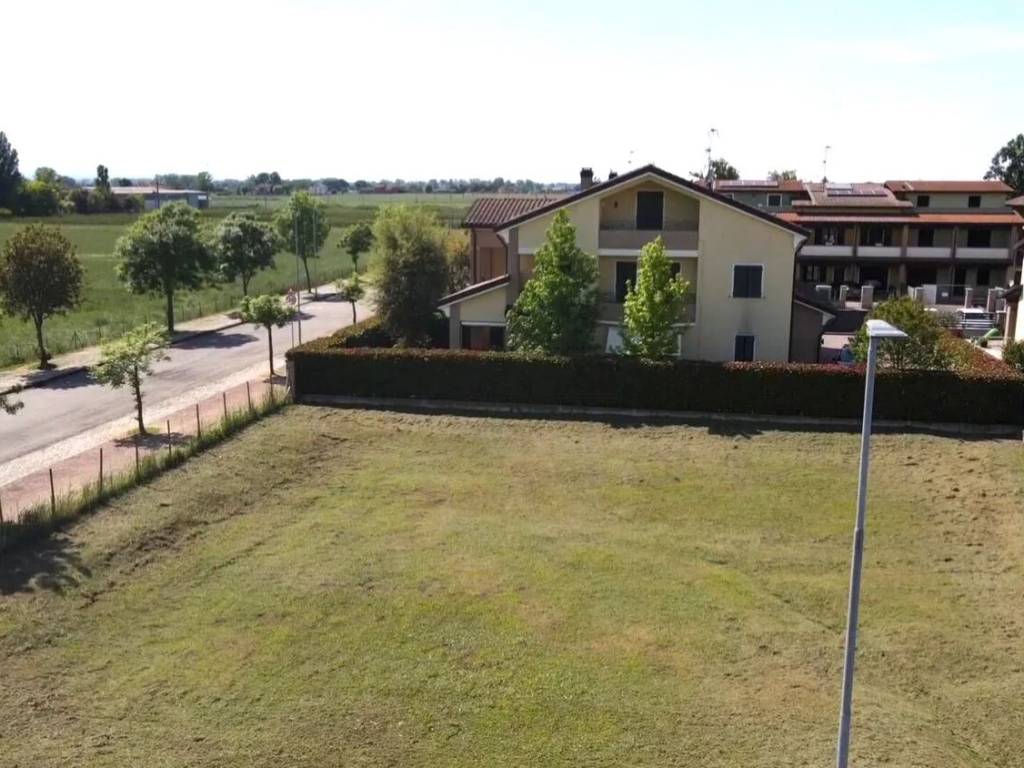Terreno a Soragna in Via Saragat No Number - Foto 2