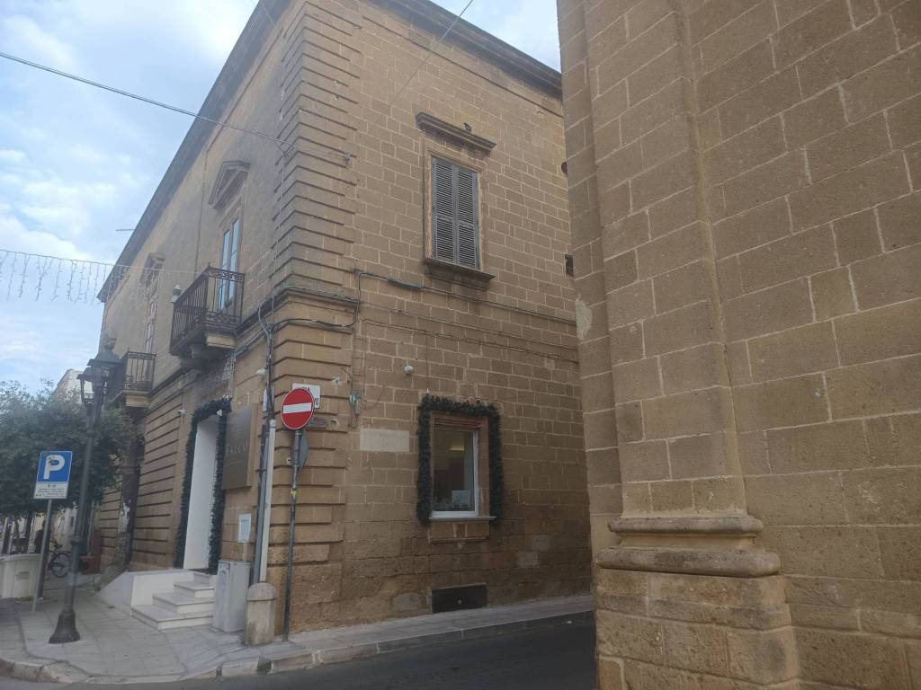 Palazzo / stabile a Pulsano in Via Della Chiesa, 17 - Foto 4