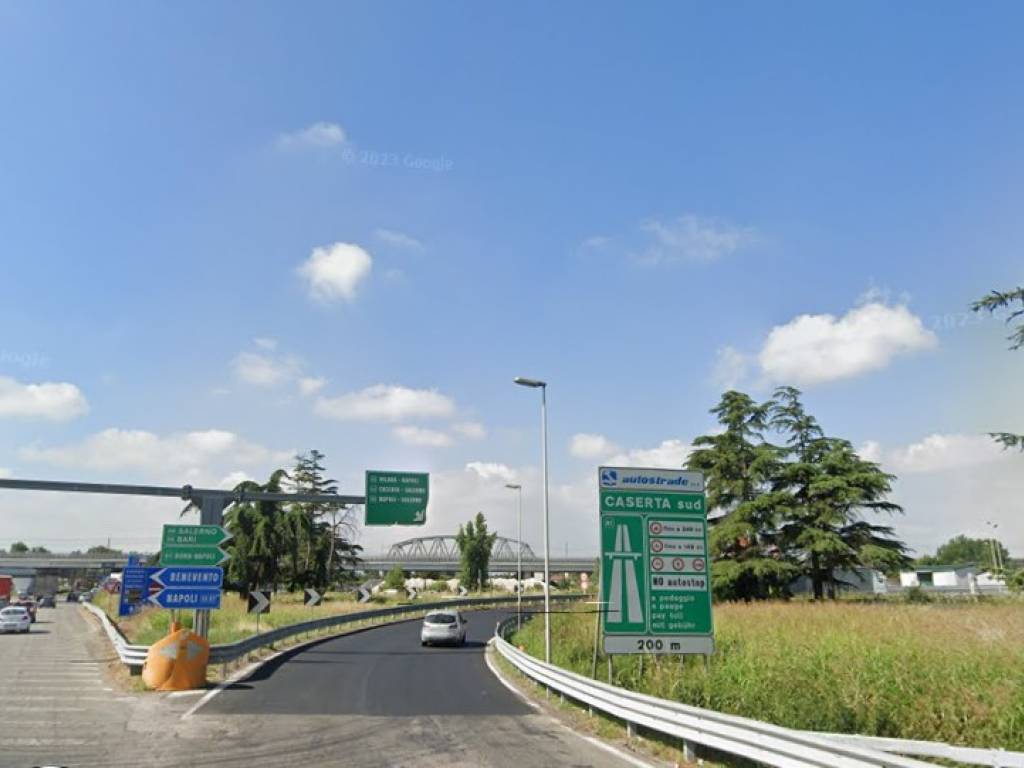 Immobile a Marcianise in Viale Carlo III di Borbone - Foto 2