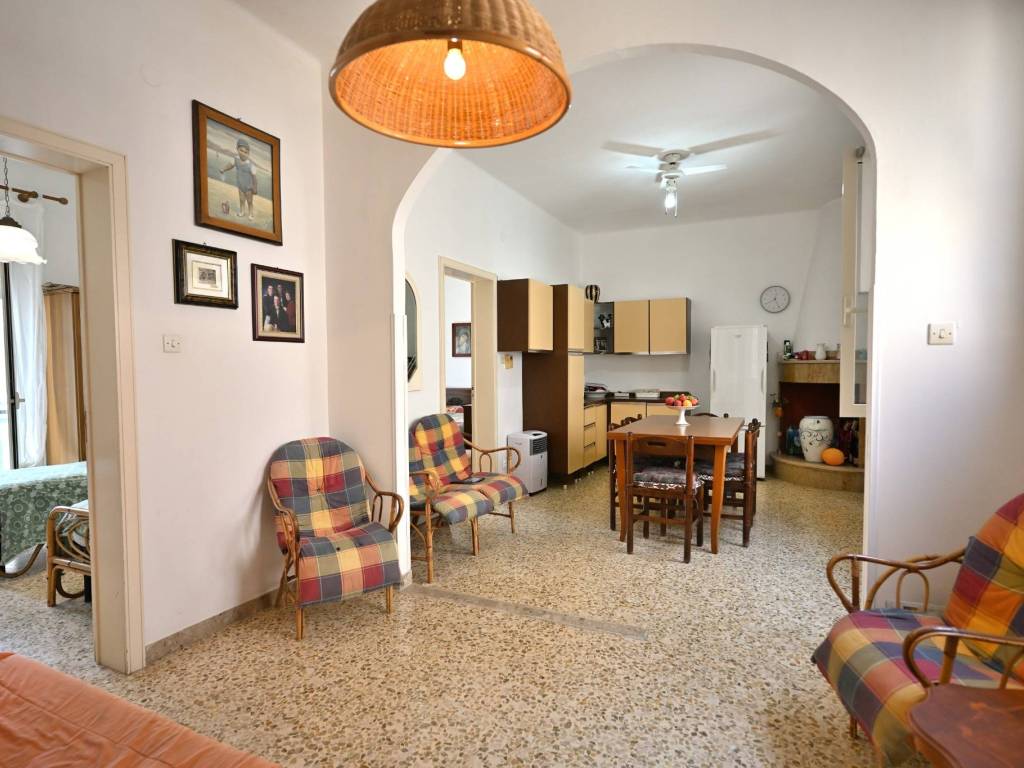 Appartamento a Carovigno in Via Olimpo - Foto 4