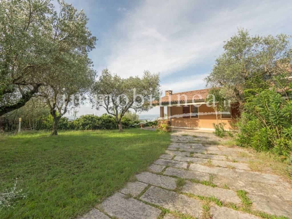 Villa a Torri del benaco in VIA PER LE PRANDINE Piano T-S1 - Foto 5