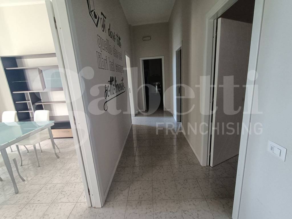 Appartamento a Catanzaro in Piazza Stocco, 10 - Foto 2
