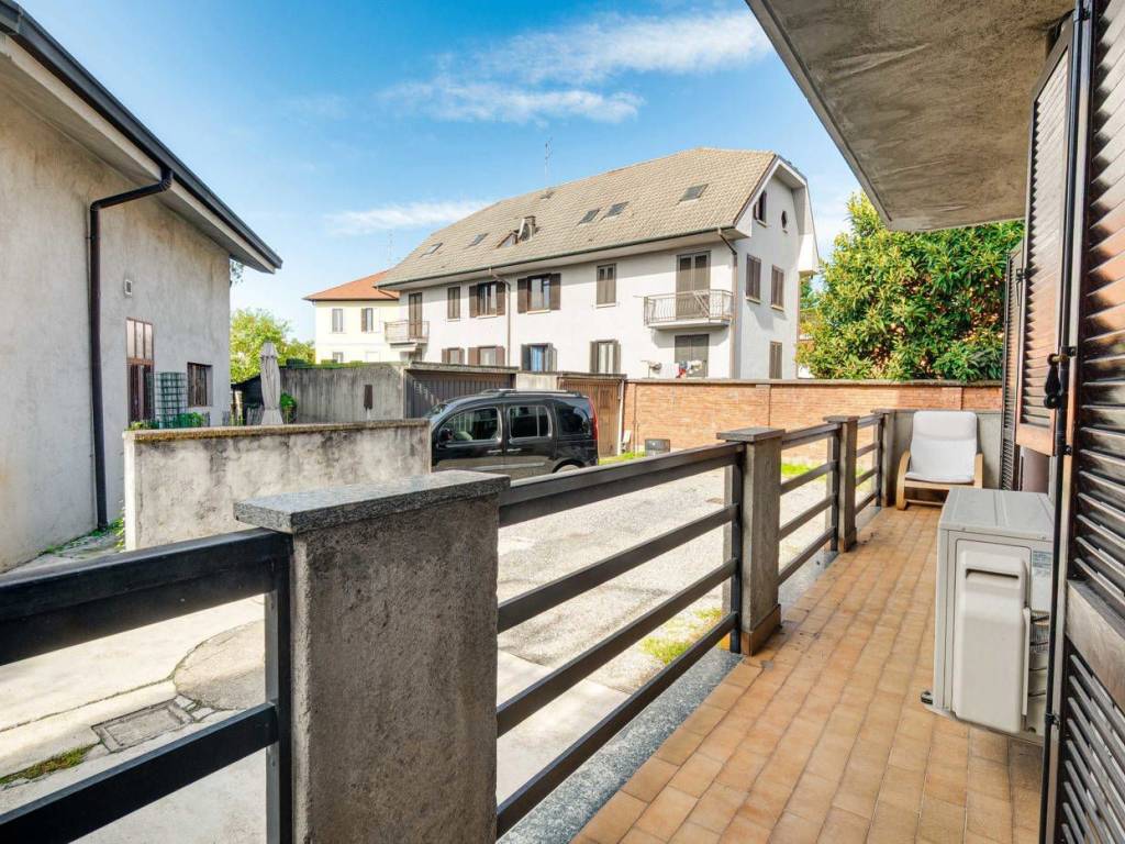 Appartamento a Saronno in via varese, 162 - Foto 2