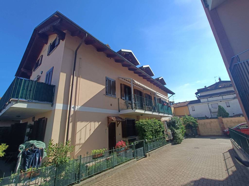 Appartamento a Gassino torinese in Strada Foratella, 19 - Foto 2