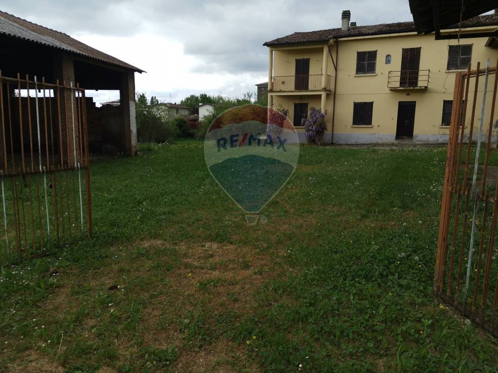 Casa indipendente a Stradella in via San Zeno, 8 - Foto 3