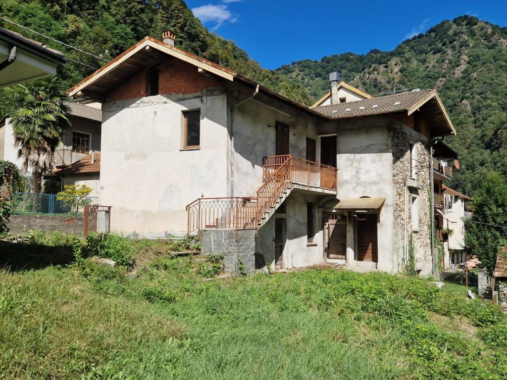 Rustico / casale a Omegna in Via Valle Strona, 63 - Foto 2