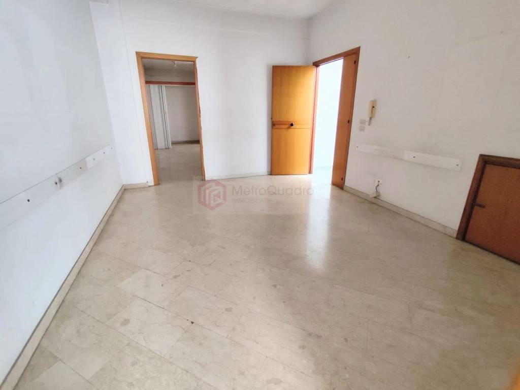 Palazzo / stabile a Vittoria - Foto 3