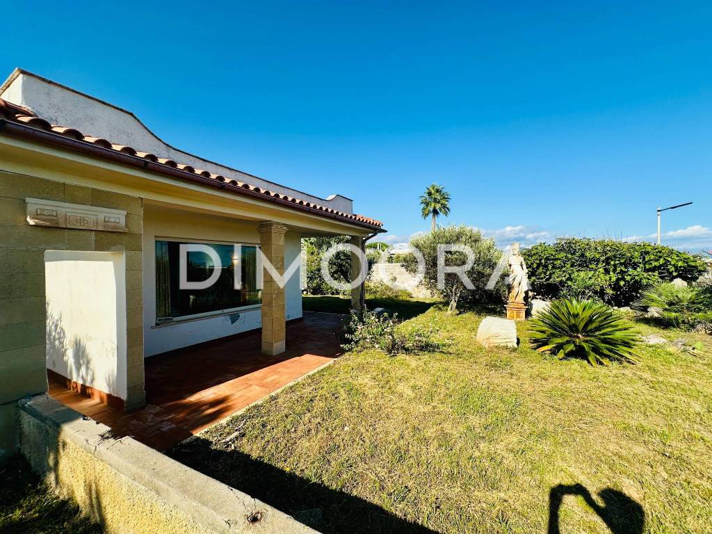 Villa a San felice circeo in Via San Felice Circeo - Foto 2