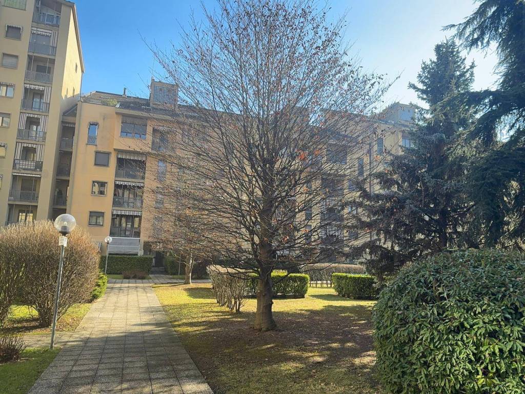 Appartamento a Rivoli in Via Fratelli Macario - Foto 4
