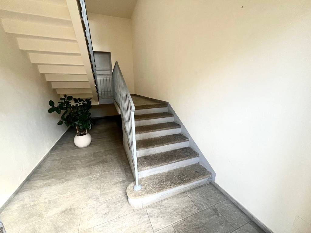 Appartamento a Vercelli in Via Riccardo Restano, 36 - Foto 2