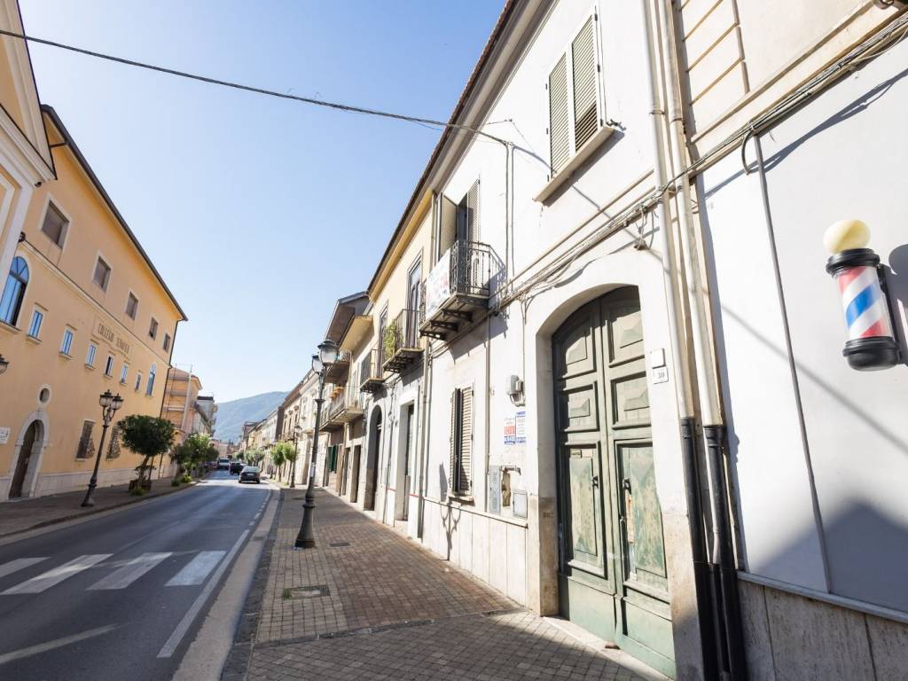 Casa indipendente a Airola in Corso Caudino, 30 - Foto 2