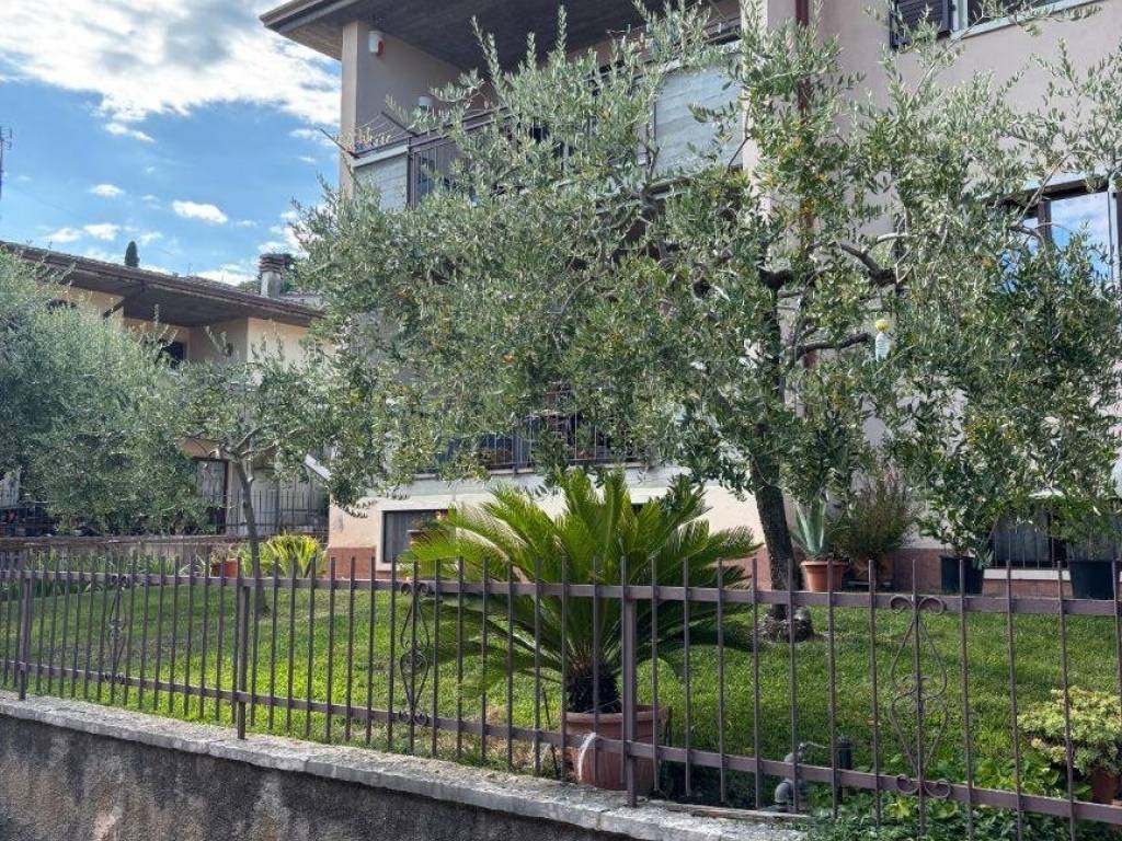 Appartamento a Cavaion veronese in Via Giare, 6 - Foto 2