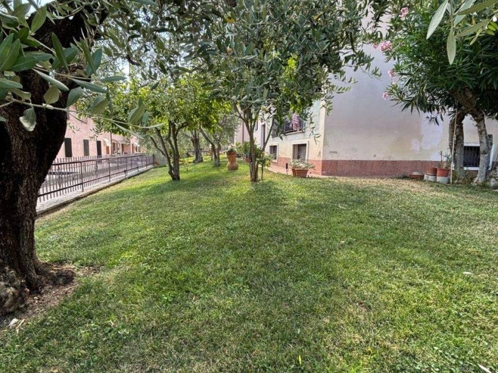 Appartamento a Cavaion veronese in Via Giare, 6 - Foto 4