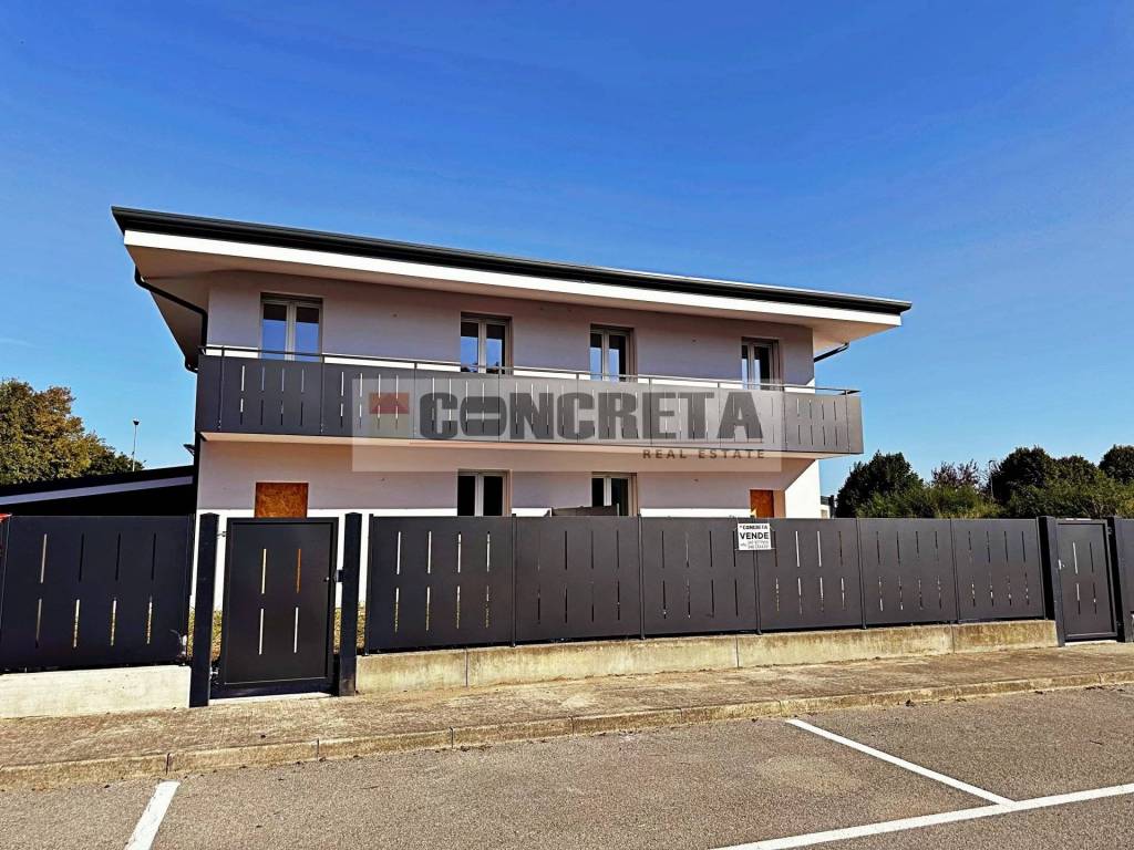 Appartamento a Curtatone in Via Bruno Colombo - Foto 2