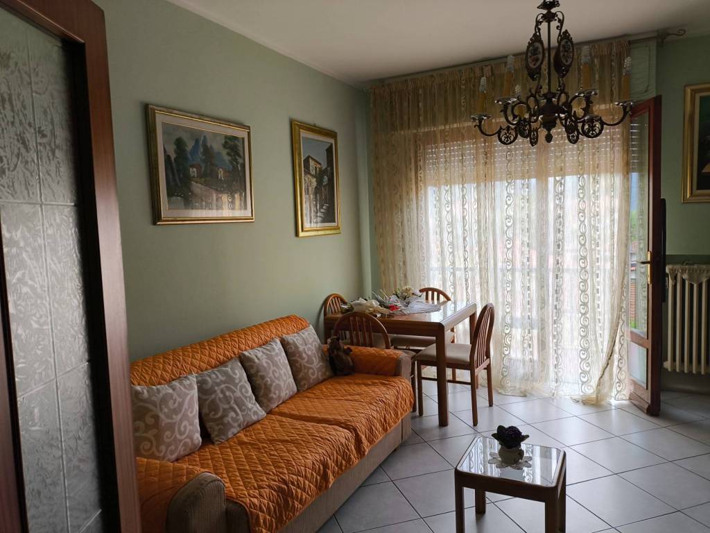 Appartamento a Monsummano terme in Piazza Giuseppe Giusti, 55 - Foto 2