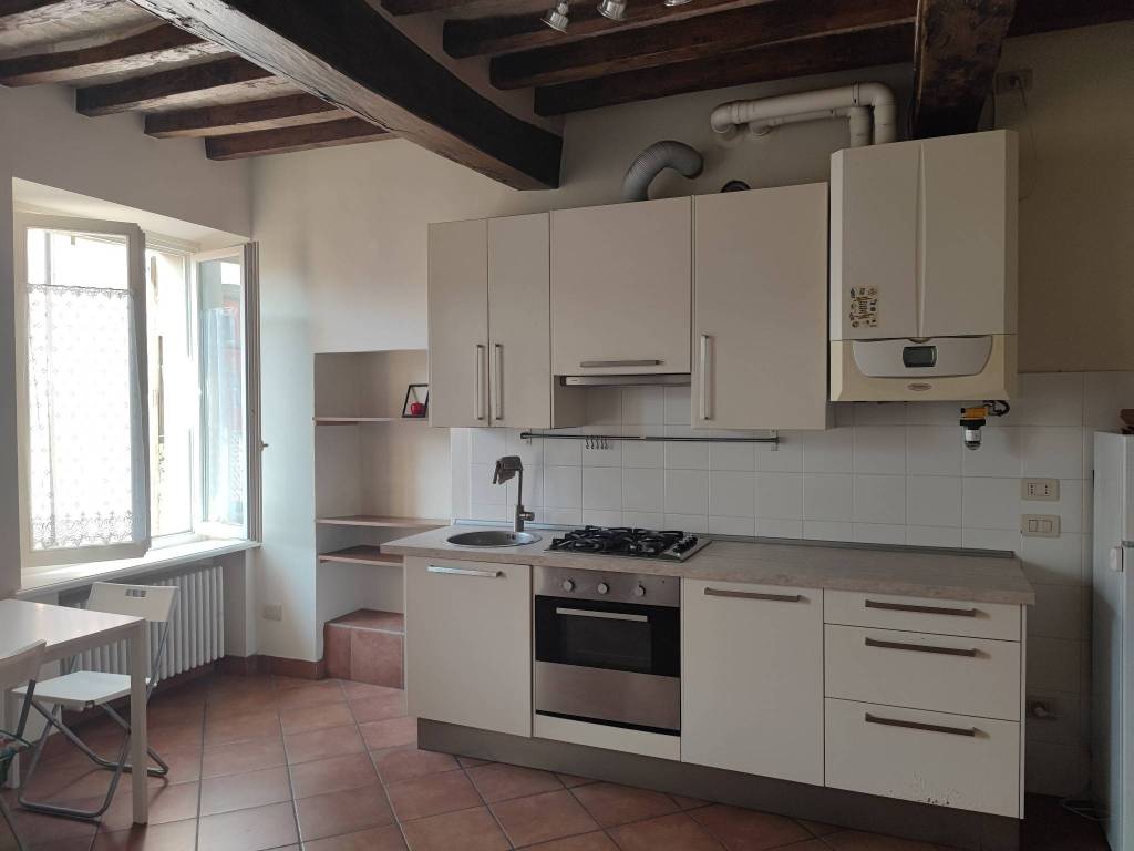 Appartamento a Parma in Borgo Santa Chiara d'Assisi - Foto 2