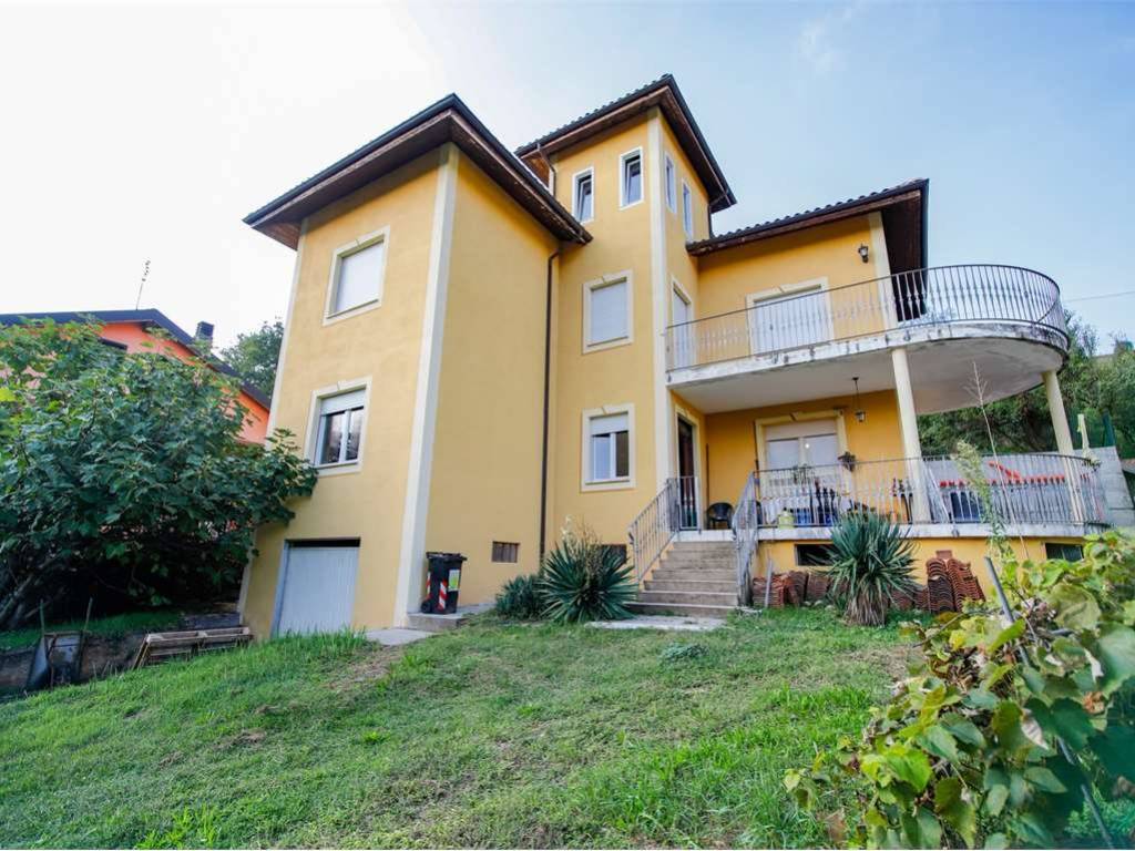Villa a Volpiano in Via Commenda, 26 - Foto 2