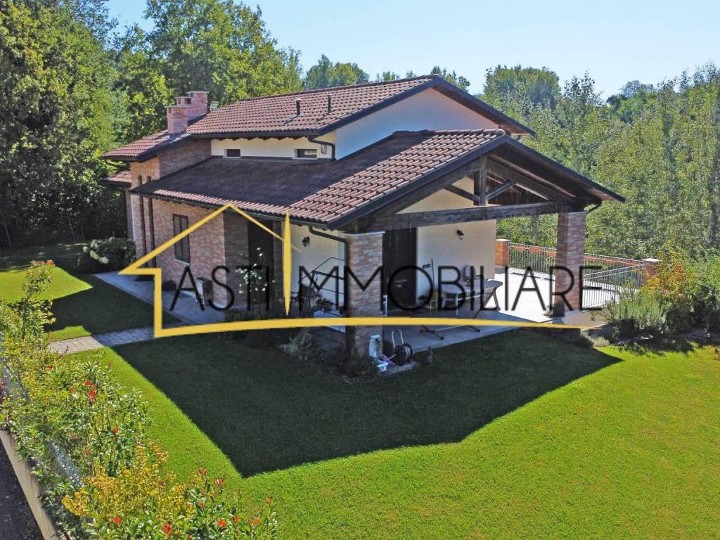 Villa a Portacomaro in Viale Partigiani - Foto 2