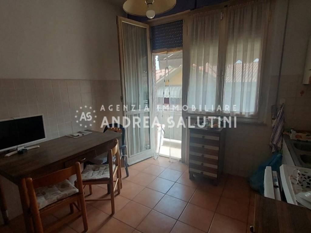 Appartamento a Pontedera in Via Giovanni Pascoli - Foto 4