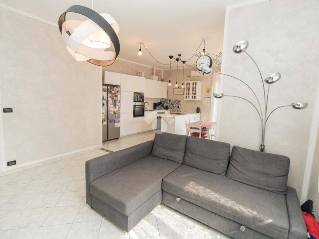 Appartamento a Leinì in Via Martiri della Libertà, 15 - Foto 4