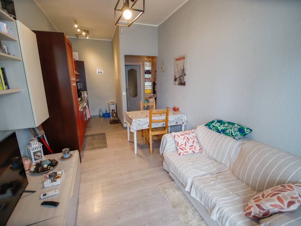 Appartamento a Collegno in Corso Francia, 13 - Foto 3