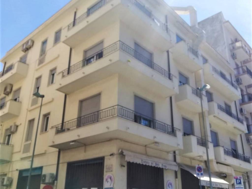 Appartamento a Reggio calabria in Via Gaspare del Fosso - Foto 4