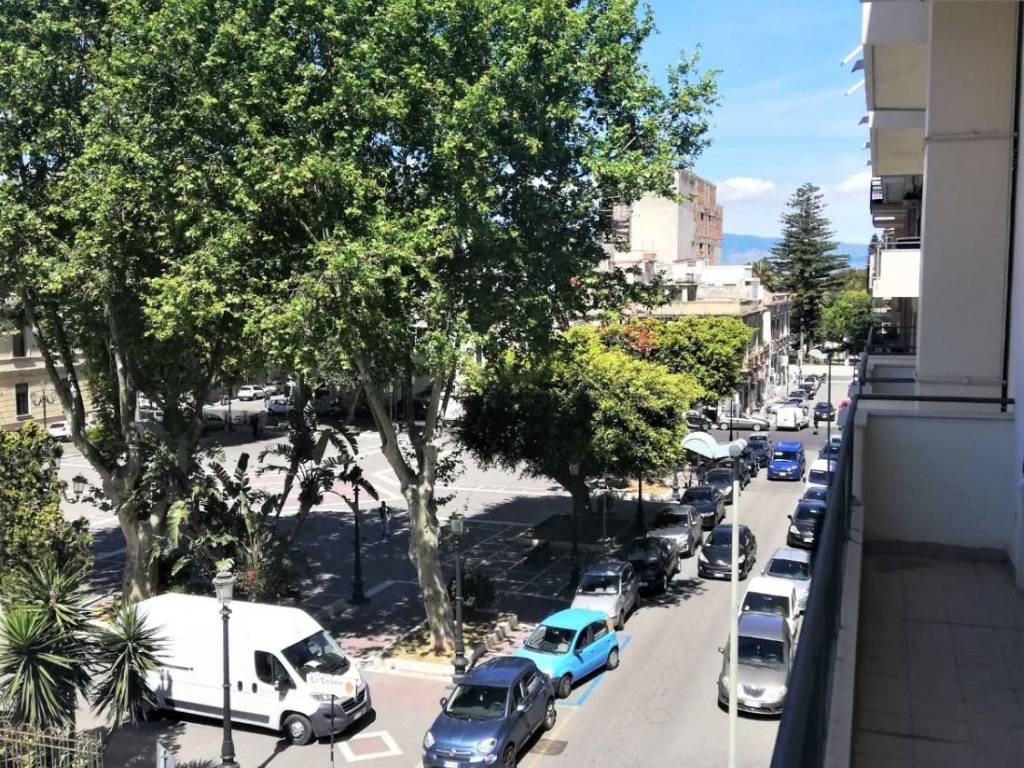 Appartamento a Reggio calabria in Via Gaspare del Fosso - Foto 5