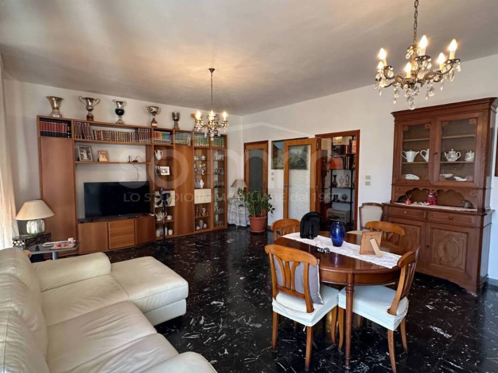 Appartamento a Cagliari in VIA CURIE, 1 - Foto 4