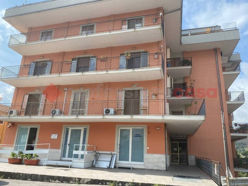 Appartamento a Roccapiemonte in Via Roma, 183 - Foto 2
