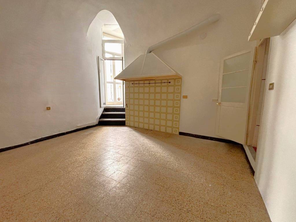 Appartamento a Imperia in Via Vincenzo Monti, 11 - Foto 3