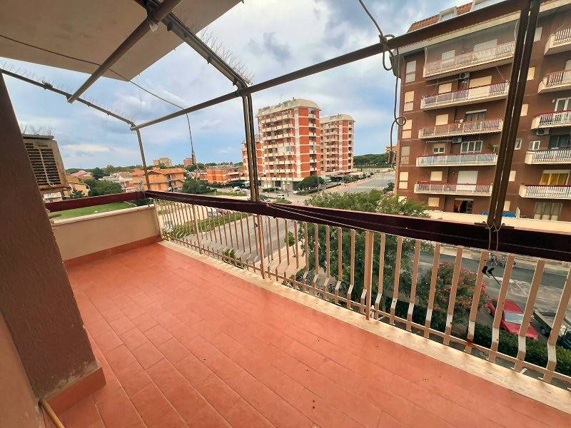 Palazzo / stabile a Tarquinia in Viale Andrea Doria - Foto 3
