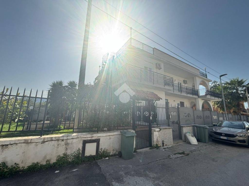 Villa a Capaci in Via Noto, 25 - Foto 2