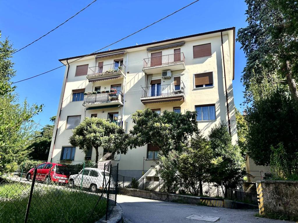 Appartamento a Trieste in Via Pola, 11 - Foto 2